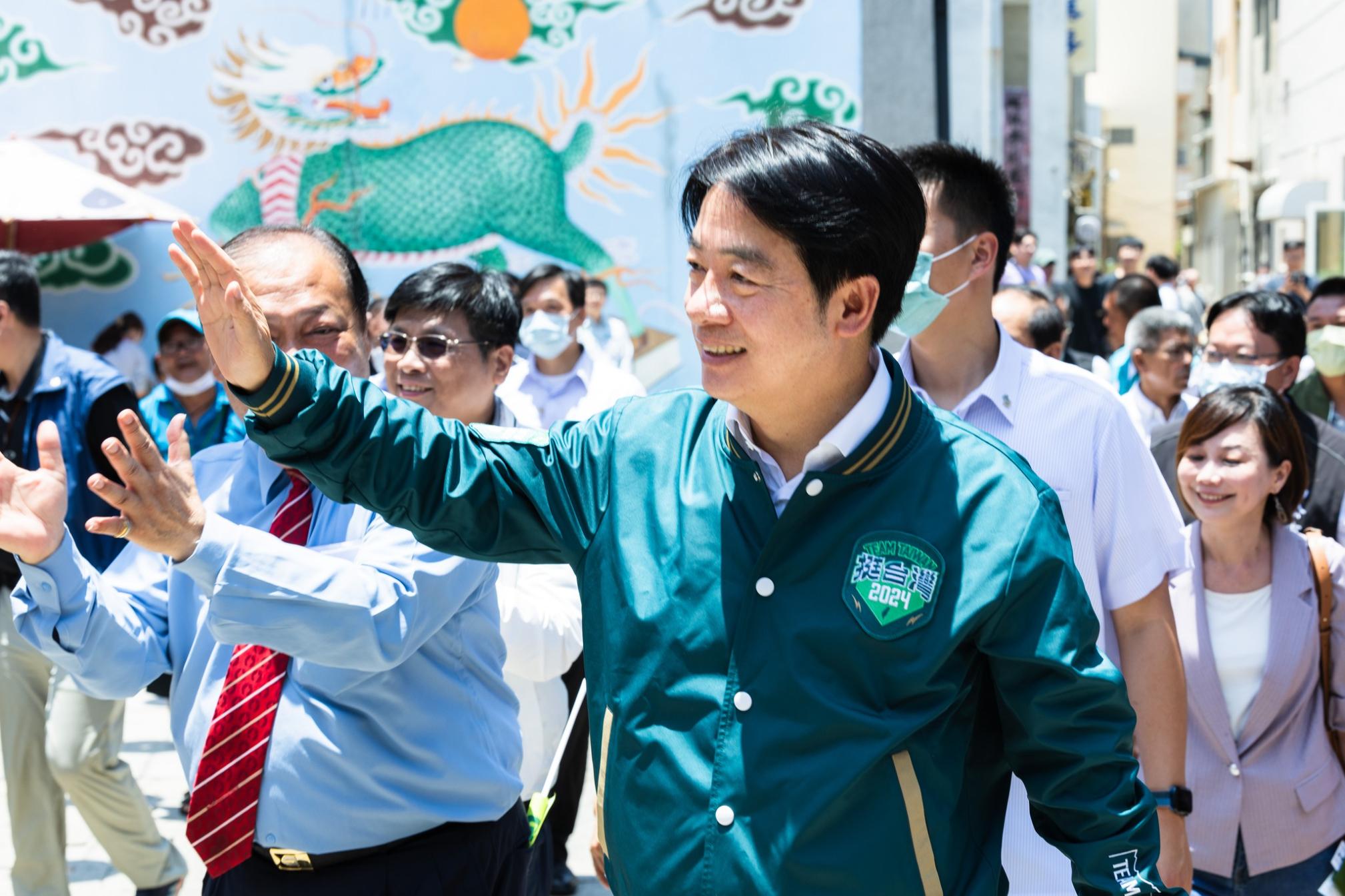 民調》賴清德居冠 柯文哲像噴火哥吉拉飆第二 侯友宜重挫至2成 信傳媒 0970